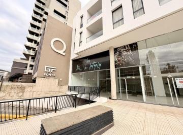 Local comercial · 150m² · Local en Alquiler Pb + Entrepiso - Paseo Quattro a La Calle!