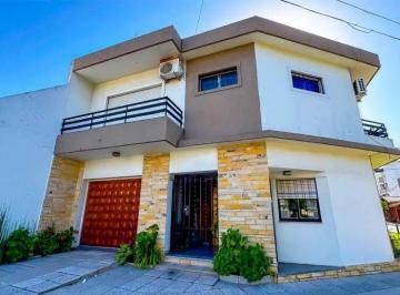 WFE-WFE-33_2 · Casa en Venta en Ramos Mejia Sur