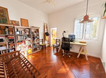 Departamento · 33m² · 1 Ambiente · Venta con Renta | Ideal Inversión | Monoambiente Súper Luminoso con Entrepiso Frente a Parque Lezama