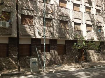 Departamento · 85m² · 5 Ambientes · Vende Departamento Centrico