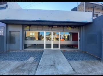 Local comercial · 240m² · 1 Ambiente · Local en Avina Principal de Los Polvorines. Malvinas Argentina