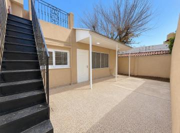 vicente-lopez-villa-adelina-alquiler-ph-3-ambientes · PH de 3 Ambientes con Patio y Terraza