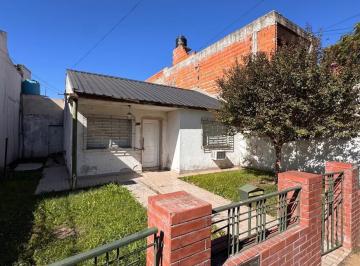 Casa · 76m² · 3 Ambientes · 1 Cochera · Venta Casa 3 Ambientes Villa Tesei Hurlingham Casi Terminada
