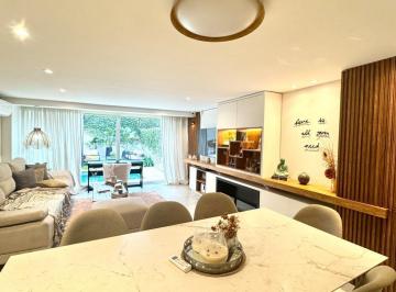 Casa · 192m² · 5 Ambientes · Venta Casa 5amb Acassuso con Piscina y Quincho con Parrilla