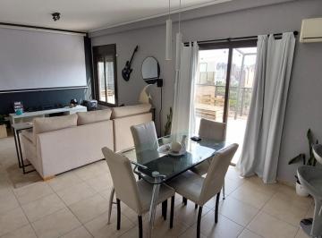 Departamento · 50m² · 2 Ambientes · Depto 1 Dormitorio con Balcón Terraza - Útimo Piso - Güemes