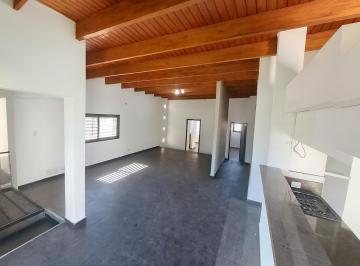 Casa · 130m² · 5 Ambientes · 1 Cochera · Claudio Cuenca | Av Caraffa | Villa Cabrera