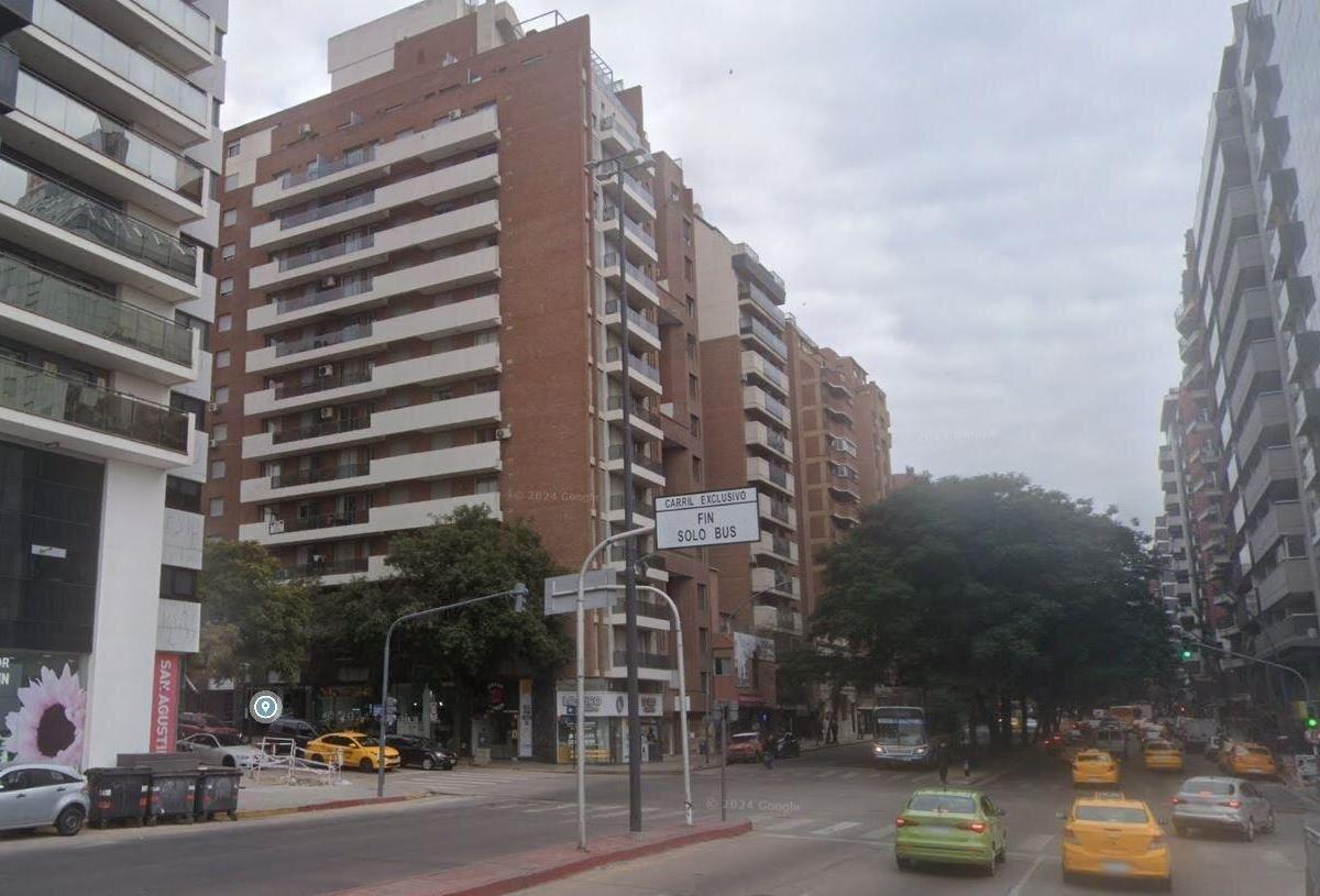 Boulevard Arturo Illia 684
