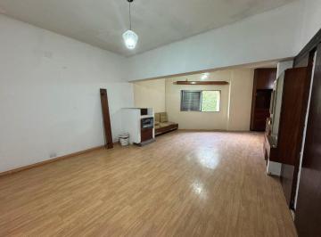 Departamento · 110m² · 5 Ambientes · Departamento 2 Dorm. + Comodin - Av Alberdi 714