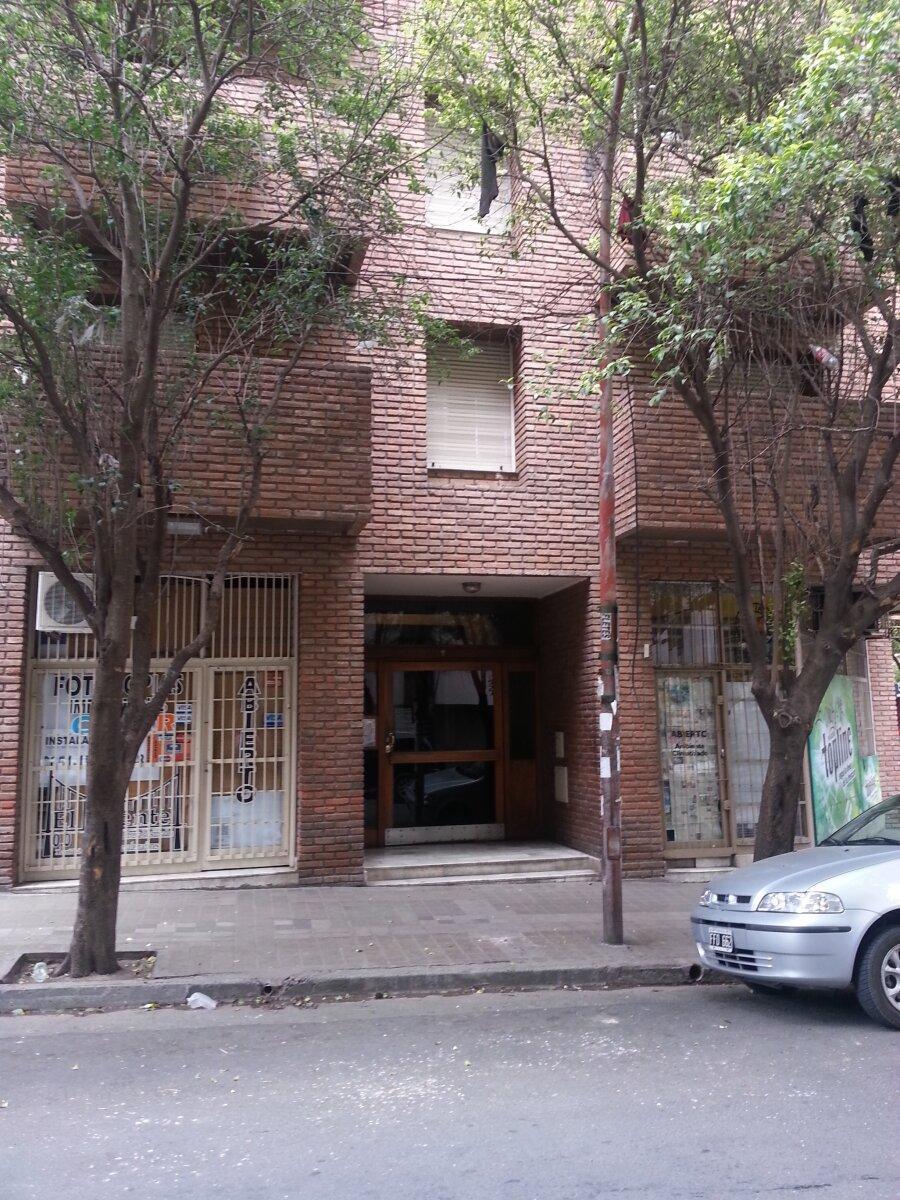 Ituzaingó 1202