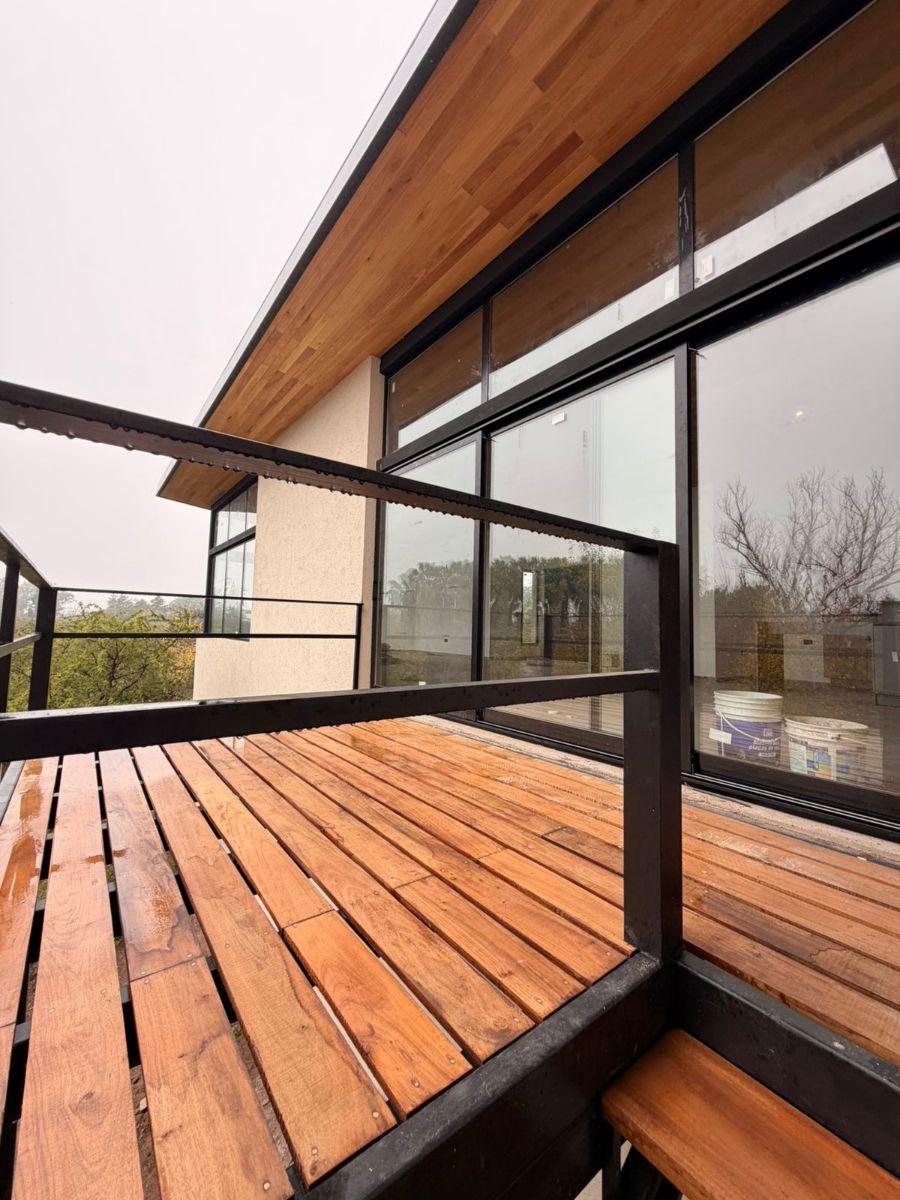 Q2 HOUSE