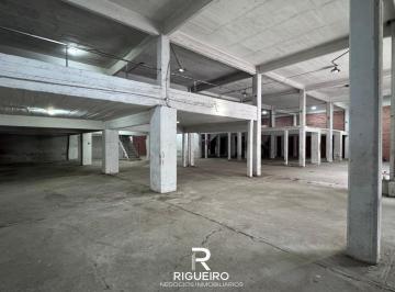 Local comercial · 1525m² · Amplio Deposito - Las Avs