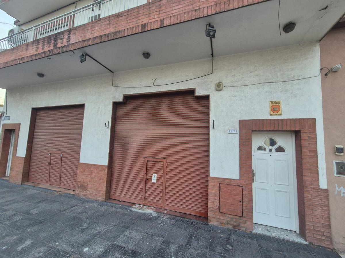 José María Bosch & Dante,  Caseros, Tres de Febrero