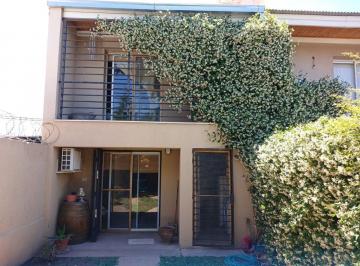 Casa · 98m² · 3 Ambientes · 2 Cocheras · Venta de Duplex 2 Habitaciones Procrear de Maipu
