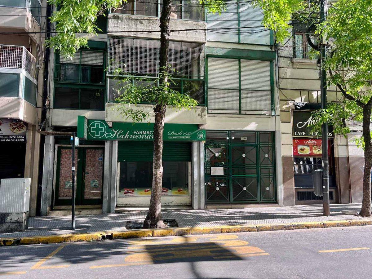 Avenida Hipólito Yrigoyen 2700,  Balvanera, Capital Federal