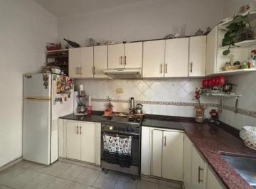 PH · 90m² · 6 Ambientes · Venta PH 6 Ambientes Barrio Barracas