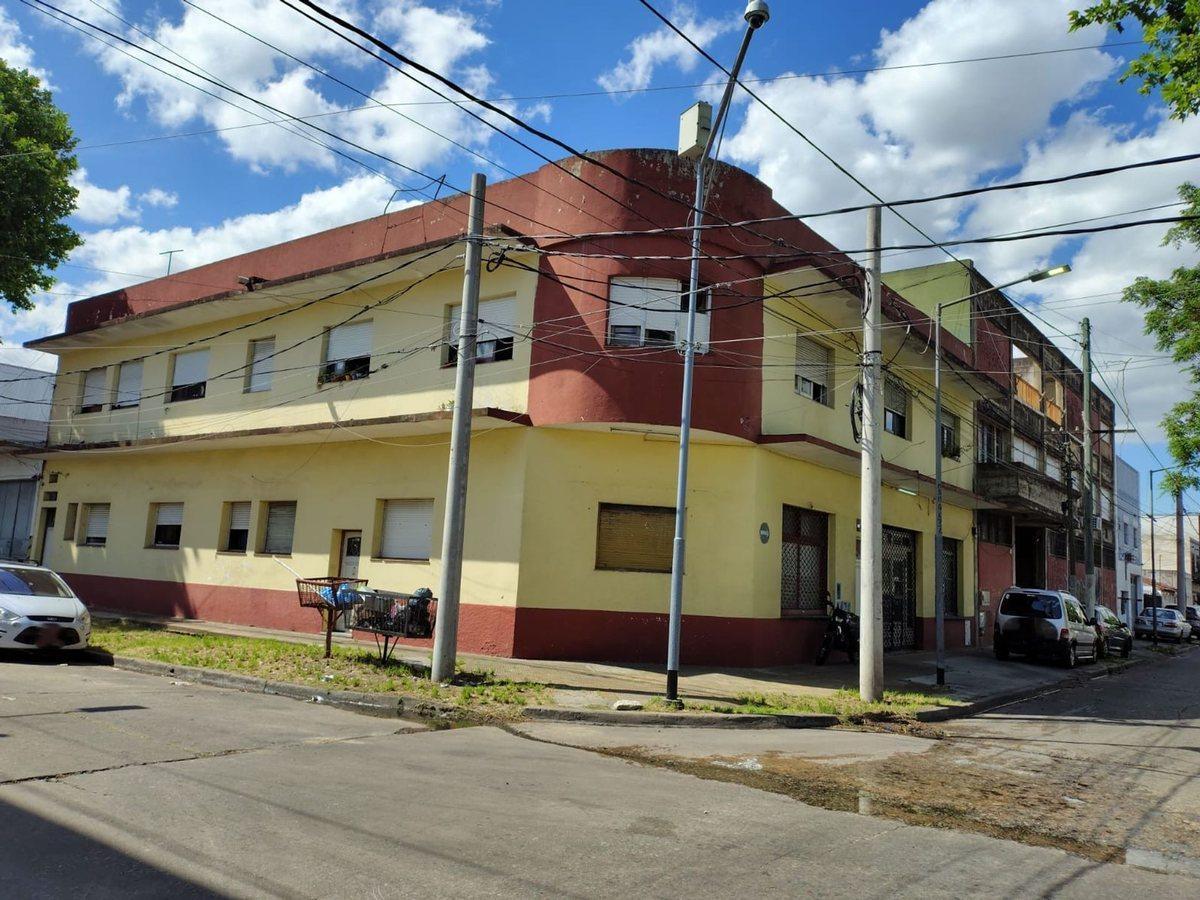 Progreso 900,  Villa Lynch, General San Martín