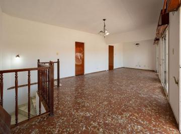 Casa · 71m² · 3 Ambientes · Casa en Venta 2 Dorm. Patio Apta Credito