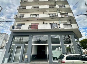 Departamento de 3 ambientes, Avellaneda · Alquiler Departamento de 3 Ambientes en V Dominico