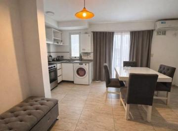 Departamento · 33m² · 2 Ambientes · Venta Dpto 2am Semipiso Balcon Fte Moron