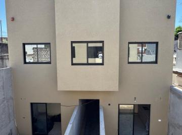 PH · 99m² · 4 Ambientes · PH 4 Ambientes Patio Parrilla Cochera Versalles