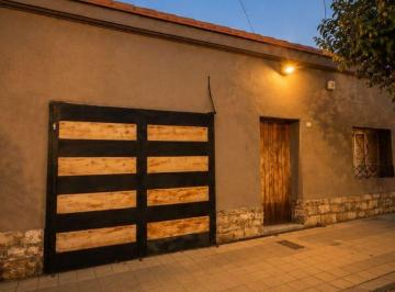 Casa de 1 ambiente, Guaymallén · Venta Casa + Unidad Independiente Remedios de Escalada Dorrego Guaymallén