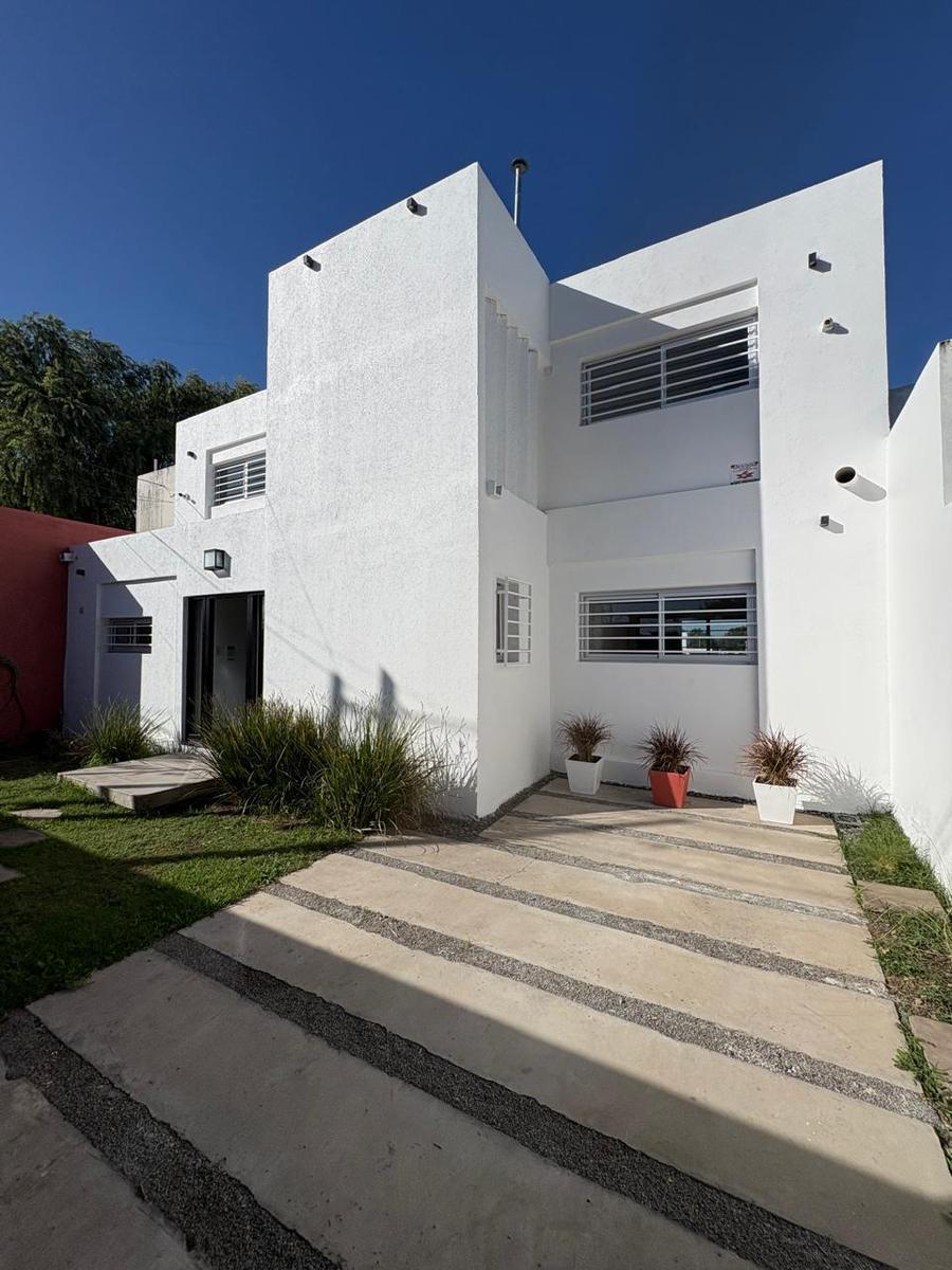Calle 30 E/ 475 y 476