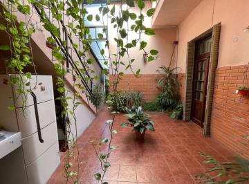 PH · 85m² · 4 Ambientes · Departamento en Venta Pasillo No PH 2 Dorm.