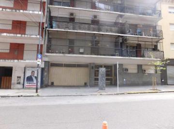 Garage · 12m² · Venta Amplia Cochera Portón Automático Balvanera