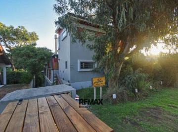 Departamento · 68m² · 3 Ambientes · 1 Cochera · Departamento Alquiler Mar de Ostende 3 Ambientes