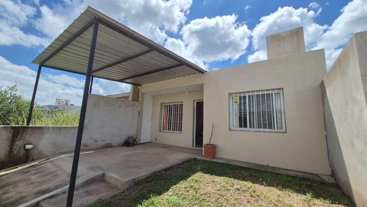 Nueva Esperanza, X5021 Córdoba, Argentina 0
