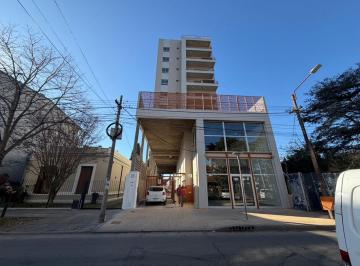 Local comercial · 330m² · Local Comercial Varela Centro 330 m²