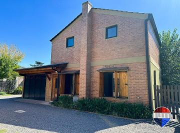 Casa · 70m² · 3 Ambientes · 1 Cochera · Casa en Venta en Ezeiza Tipo Duplex