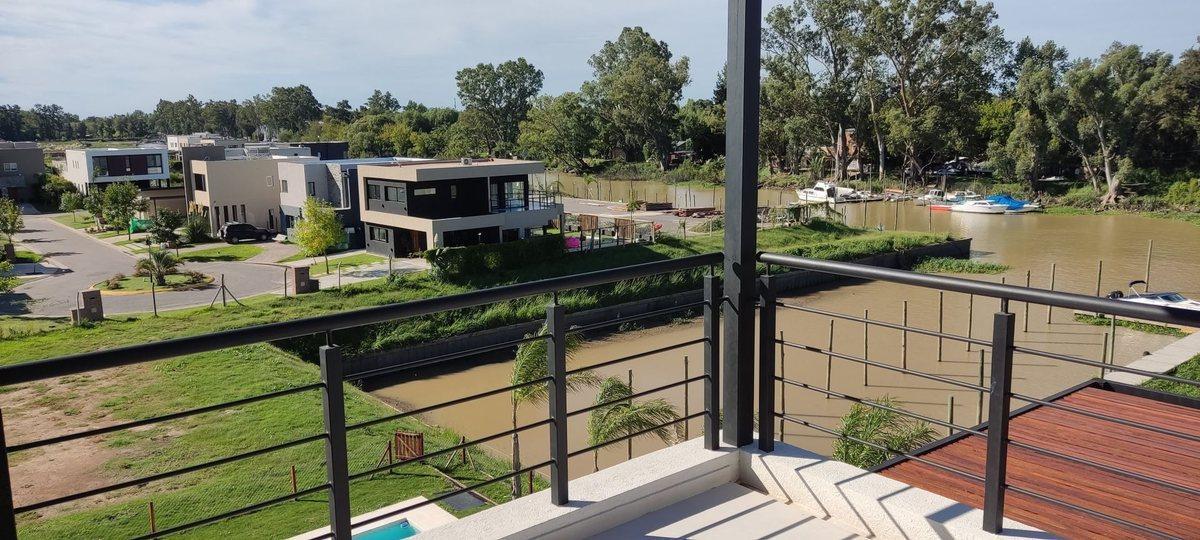 Boulevard de Todos los Santos 0