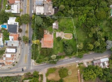 Casa · 420m² · 7 Ambientes · Venta Casona 4 Dorm Unquillo Terreno Esquina