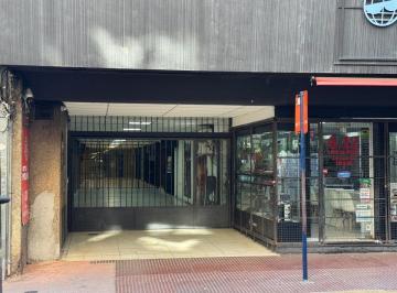 Local comercial · 74m² · Venta Local Centro con Baño y Oficinas