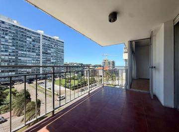 Departamento · 110m² · 5 Ambientes · 1 Cochera · Venta Apto Pocitos 3 Dorm. Servicio Garaje