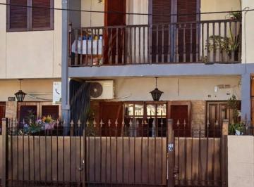 Departamento · 81m² · 4 Ambientes · 1 Cochera · Venta Duplex 4 Amb. Cochera y Balcon L. Mirador