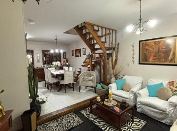PH · 71m² · 3 Ambientes · 2 Cocheras · Venta Duplex 3 Amb en Complejo Cerrado con Patio