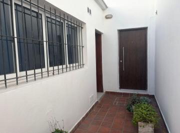 Departamento · 48m² · 2 Ambientes · En Venta Interno con Patio en El Centro Sf