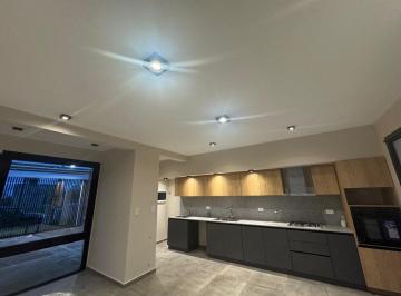 Casa · 180m² · 5 Ambientes · 2 Cocheras · Casa Tejas Cuatro Tres Dorm. Malagueño Cba