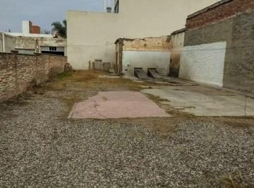 Terreno · 300m² · Lote en El Centro de Rio Tercero Se Vende