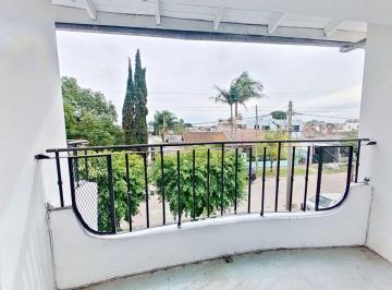 Casa · 250m² · 6 Ambientes · 3 Cocheras · Casa Multifamiliar en Venta C/ Depósito en Quilmes