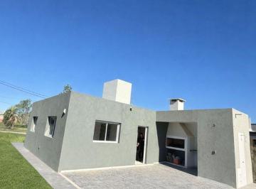 Casa · 72m² · 3 Ambientes · 2 Cocheras · Venta Casa a Estrenar Tierra de Sueños 3