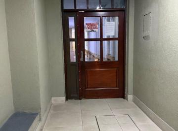 Departamento · 91m² · 4 Ambientes · Venta de Departamento Centrico