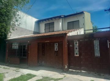 PH · 158m² · 5 Ambientes · 2 Cocheras · 2 Phs en Venta en Temperley