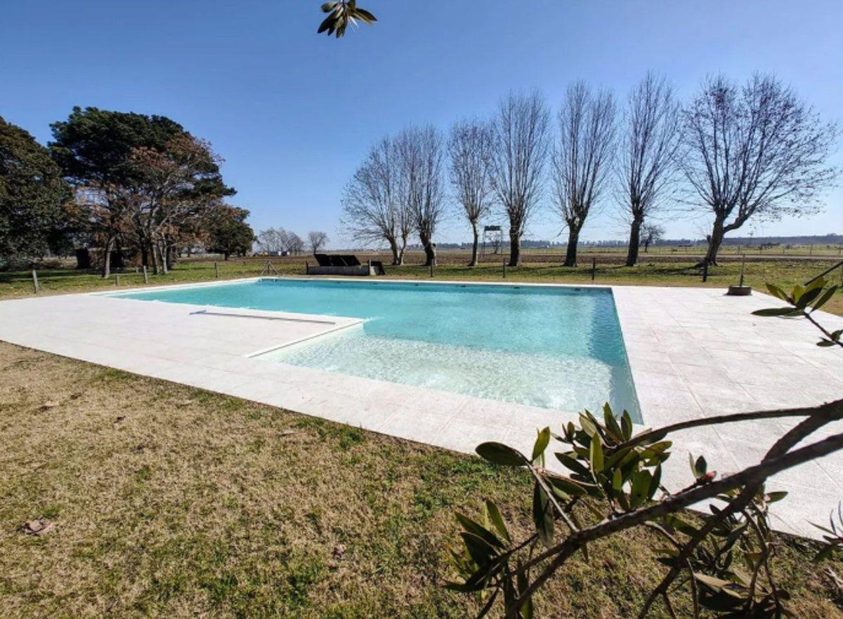 Ruta Provincial 6 Km 142 S/N, Villa de Campo Los Tres Pinos, Luján