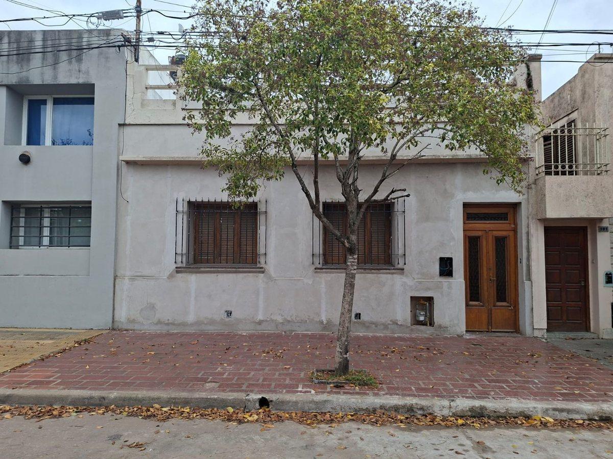 Calle 15 300