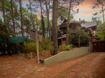 Casa de 7 ambientes, Mar de las Pampas · Cabaña de 7 Ambientes, en La Mejor Zona de Mar de Las Pampas.