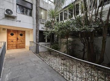 Casa · 420m² · 7 Ambientes · 3 Cocheras · Excelente Casa en Venta en Palermo