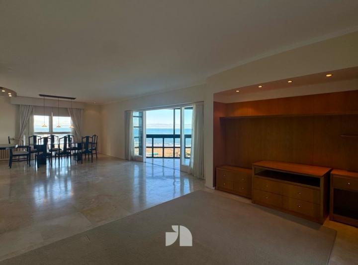 Departamento · 154m² · 4 Ambientes · 2 Cocheras